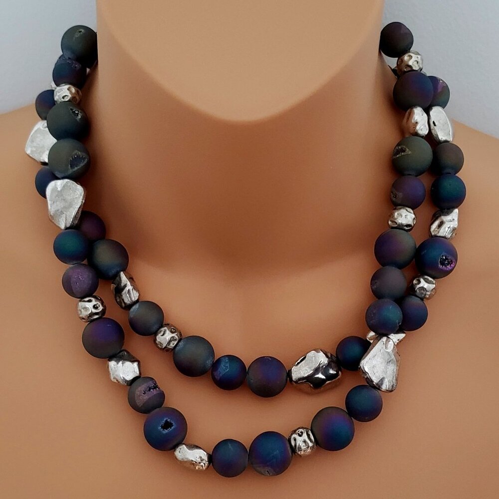MASSIVE COLORED AGATE NECKLACE WITH GREEN, PURPLE, BLUE TONE BEADS AND SILVER TO